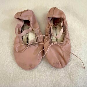 ⭐️4/$10 Ballet Slippers